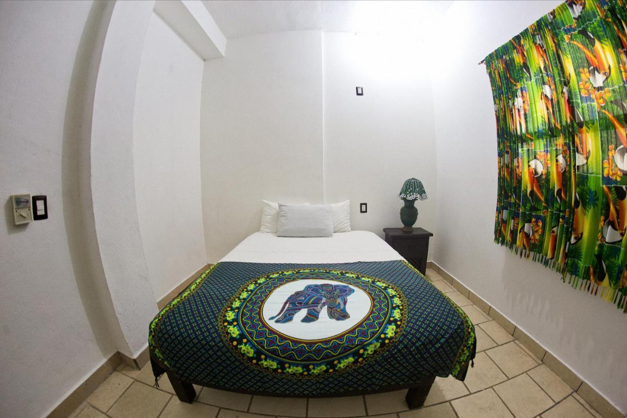 Deluxe Queen Suite